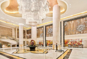 Hilton Guangzhou Baiyun - Free Shuttle and Registration Service Available for Canton Fair Period, Close to Luhu Golf Club & Leather Market